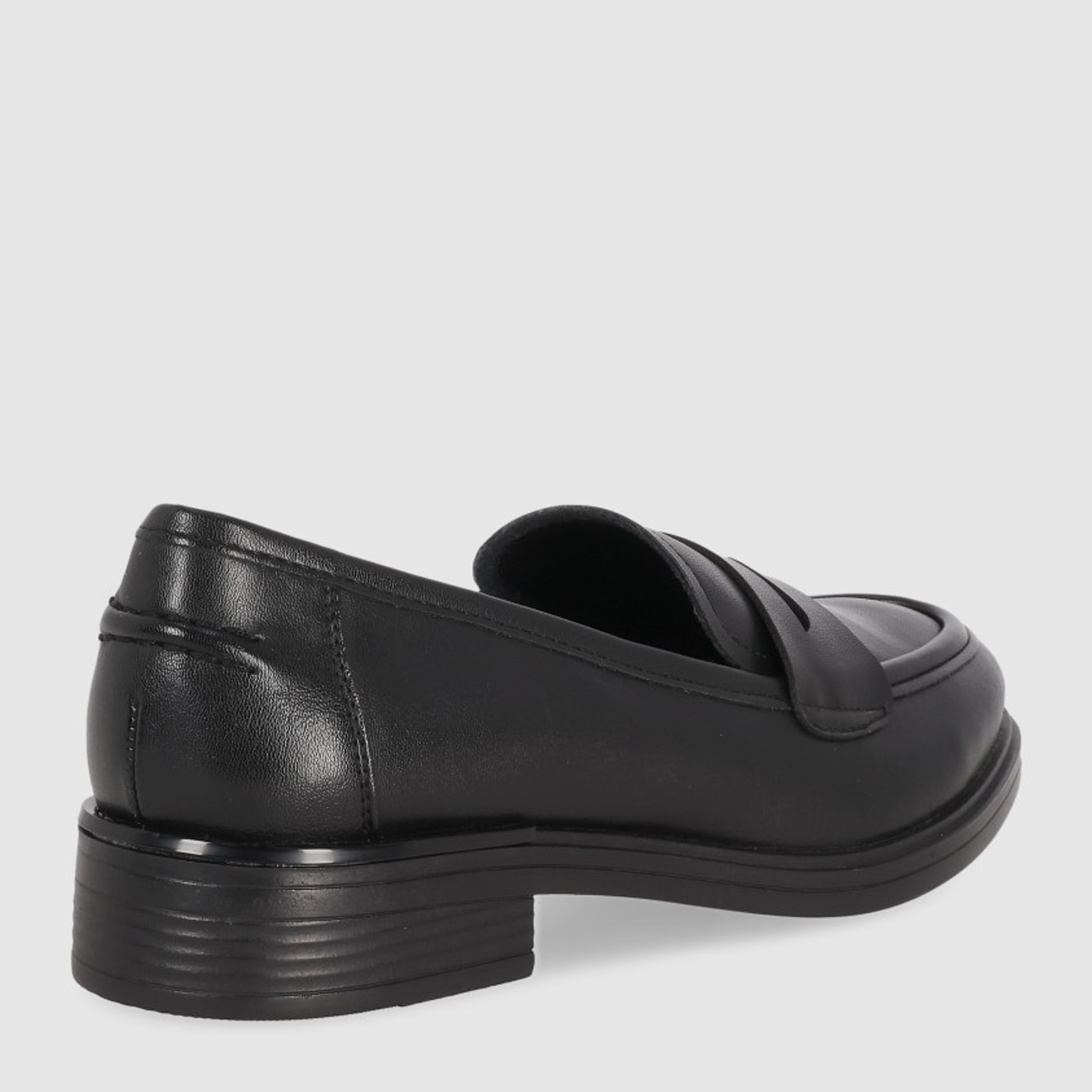Zapatos - Negro - Tacón: Bajo