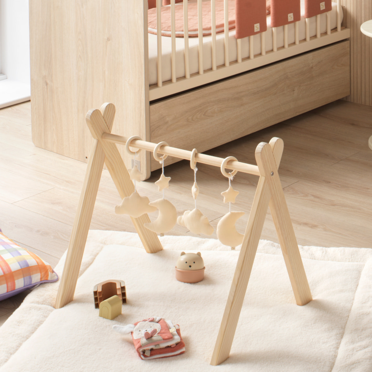 Arche d'éveil bois avec 4 jouets