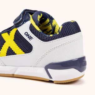 Zapatillas de fútbol sala infantiles con velcro en azul marino y blanco MUNICH ONE KID VCO 78