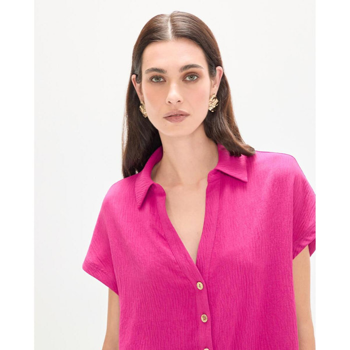 Camicia a maniche corte in tessuto stropicciato