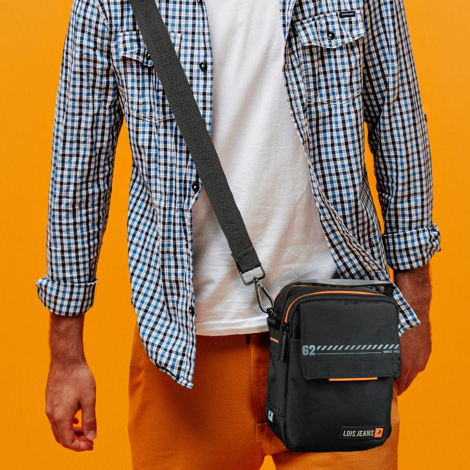 Bandolera Hombre Sintetica Lois Logan Negro