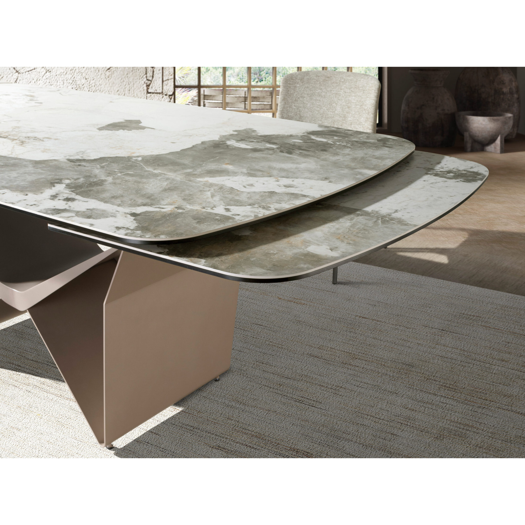 Mesa comedor extensible ovalada barril con tapa de mármol porcelánico blanco con vetas en tonalidades grises y marrones en acabado mate 200x100x76cm