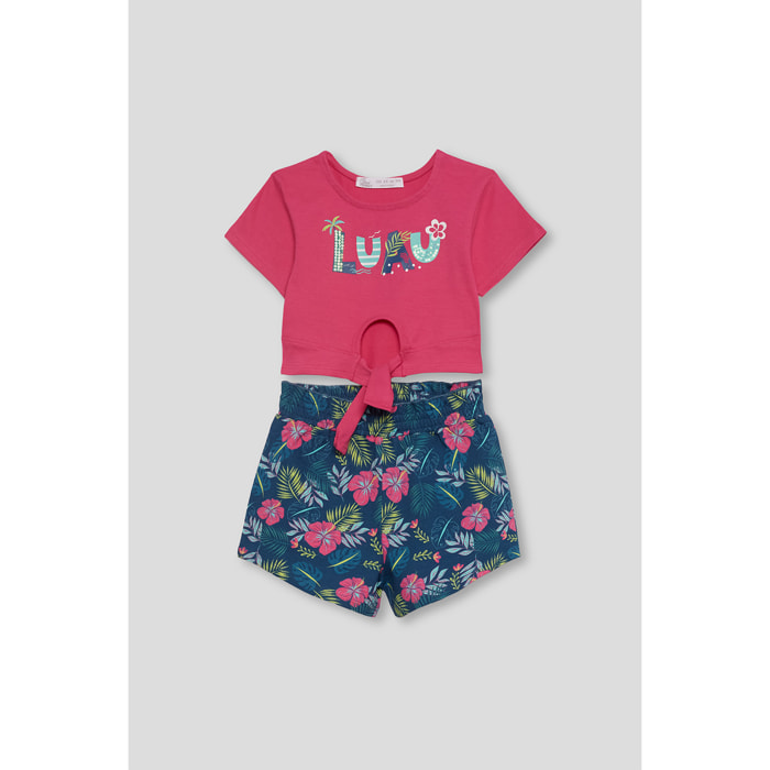 Conjunto Niña Top Color Grosella Crop “Aloha” con Nudo Frontal + Shorts Estampado Tropical Look Veraniego en Algodón Suave, Fresco | Color: Grosella | Street Monkey