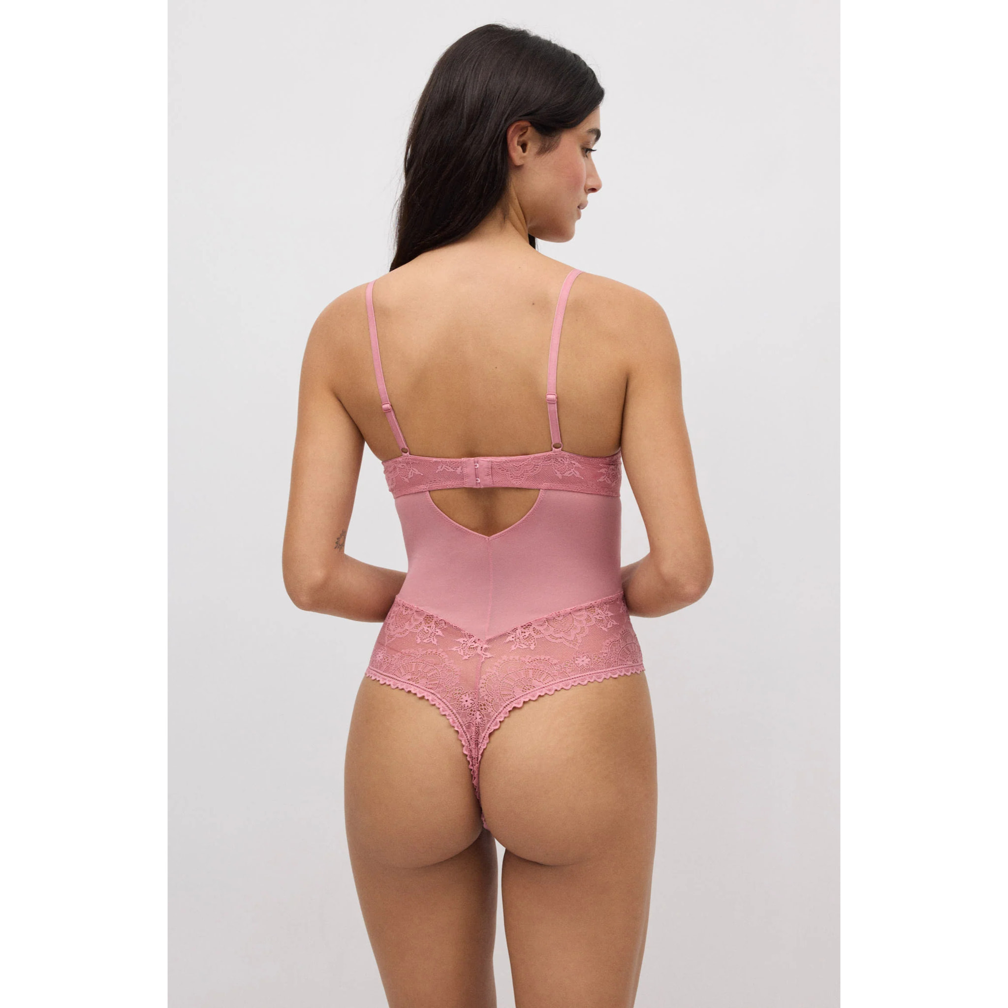 Body push-up in pizzo nero con perizoma