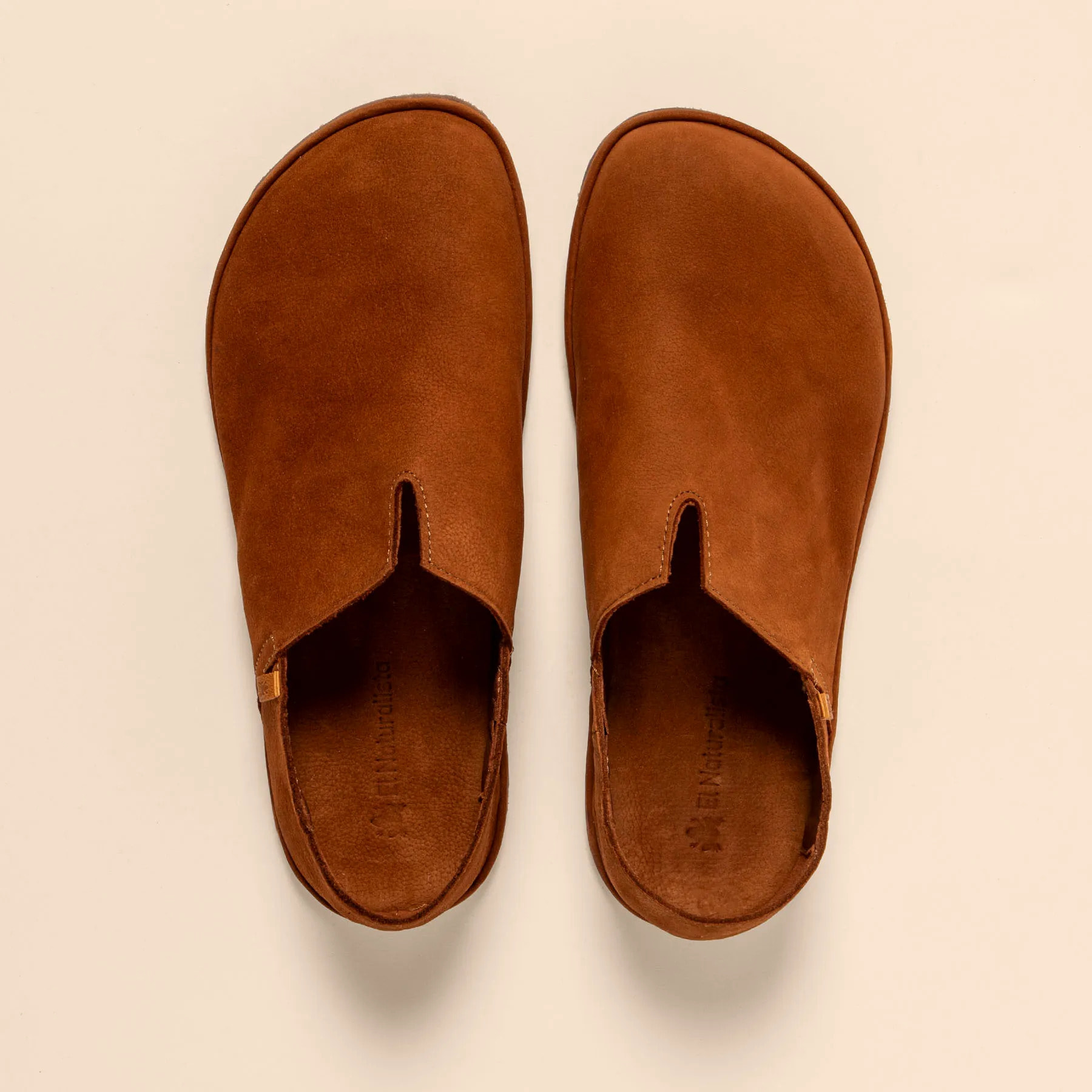 Zapatos N5673L NOBUCK LAVADO CUERO/ BARE color Cuero