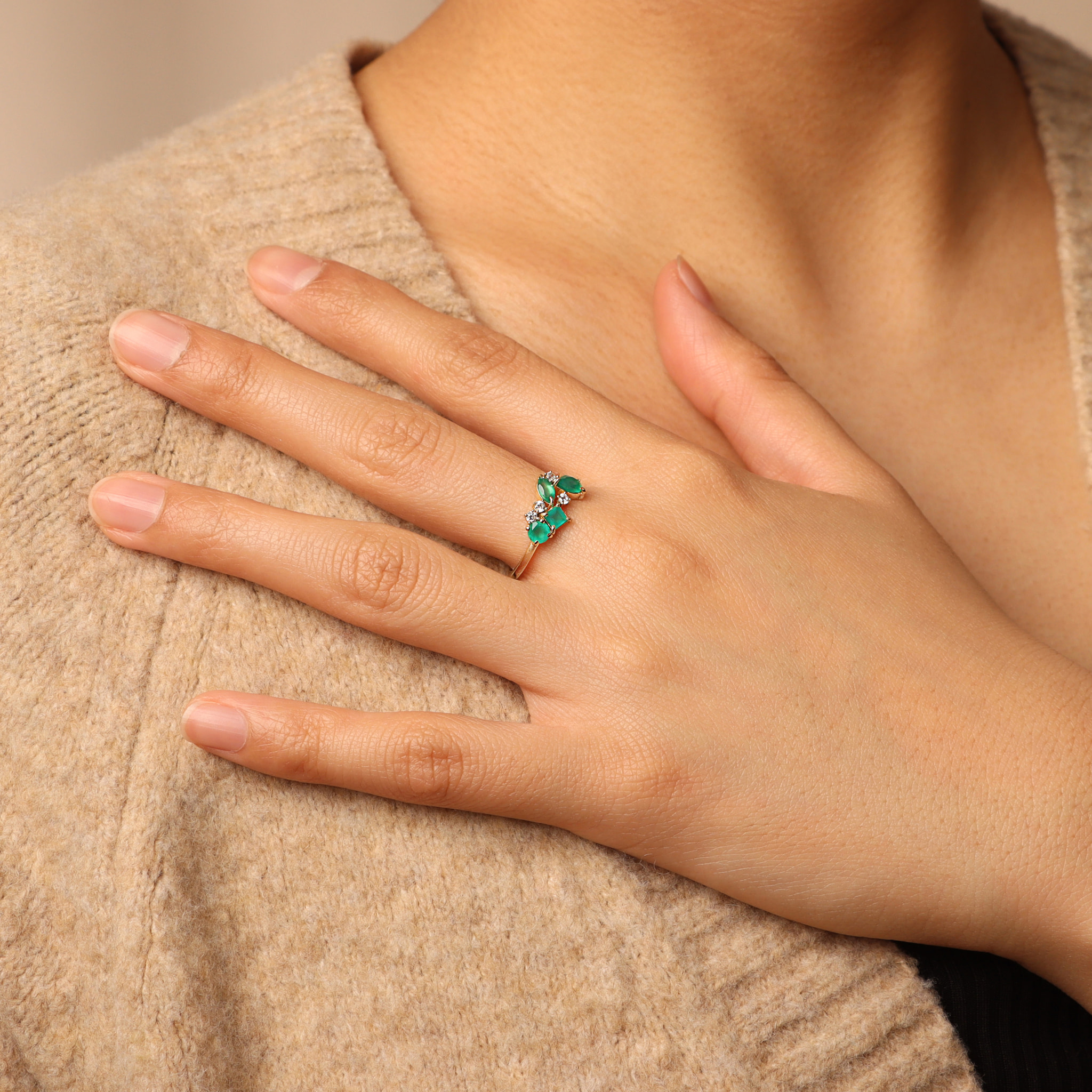 Anello in Argento 925 placcato Oro Giallo 18Kt con Onice Verde e Cubic Zirconia