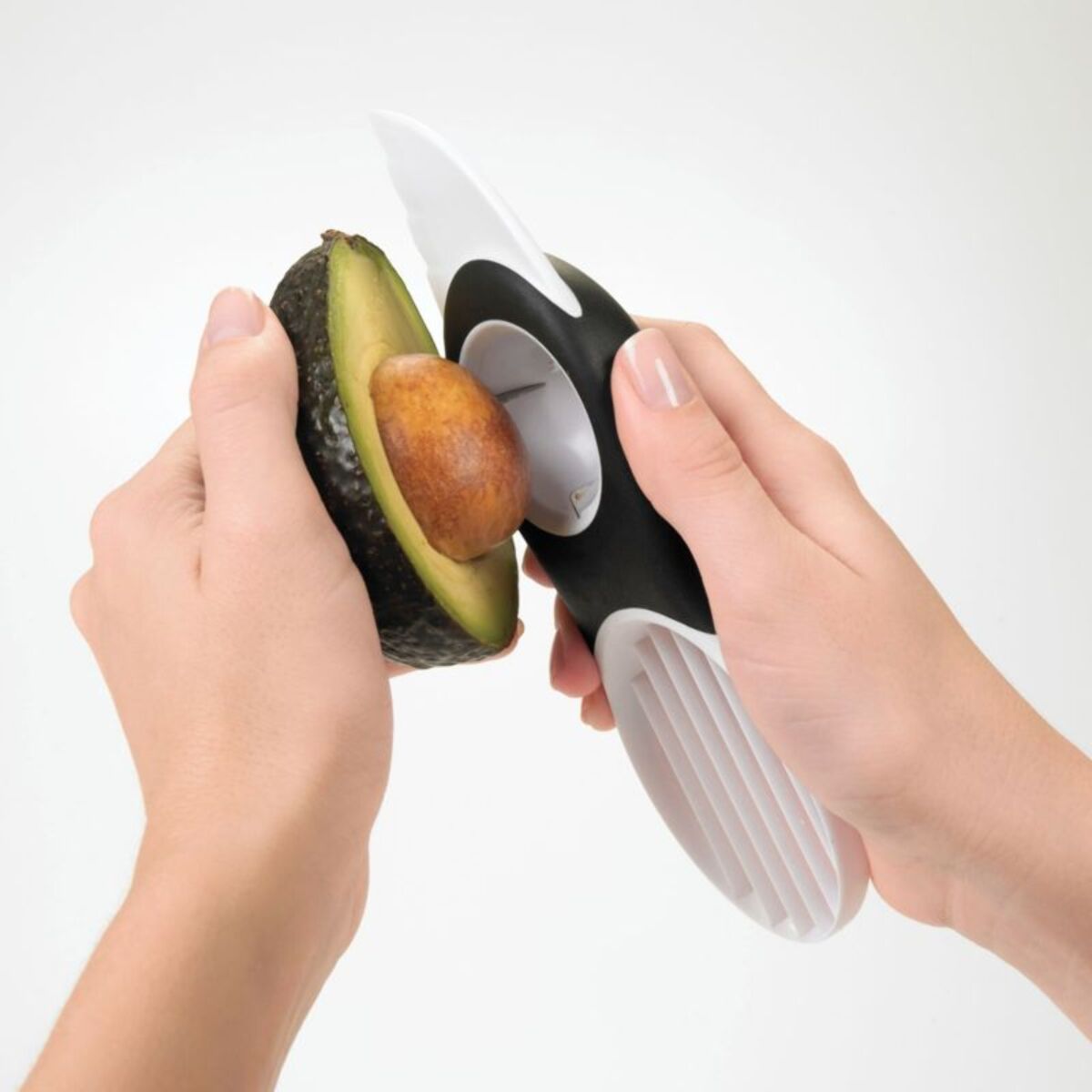Coupe fruits OXO Coupe-avocat 3 en 1 blanc