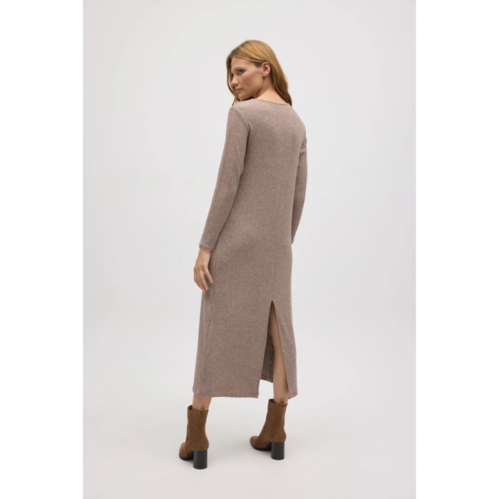 Abito lungo in maglia a coste marrone