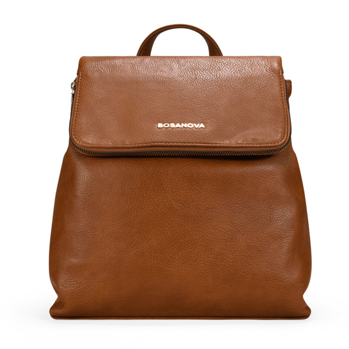 Mochila casual cuero con solapa