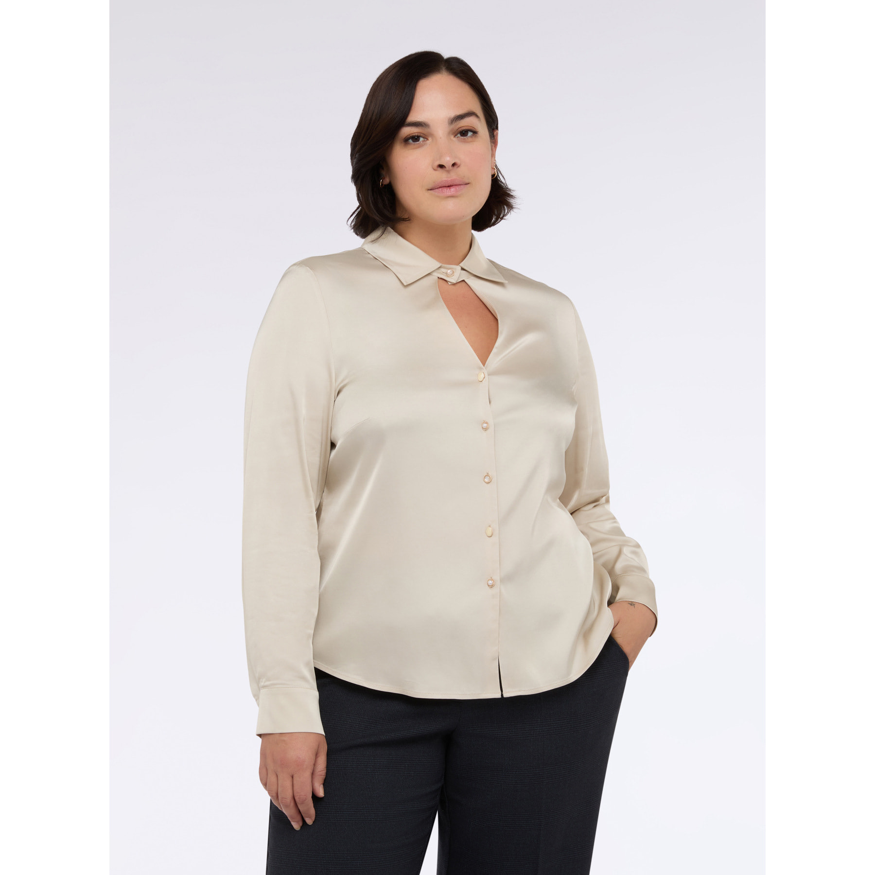 Fiorella Rubino - Camisa de raso con escote cut out - Beige
