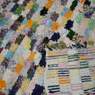 Authentique Tapis berbère fait à la main en tissu recyclé MUNI