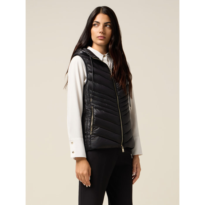 Oltre - Piumino lightweight smanicato - Nero