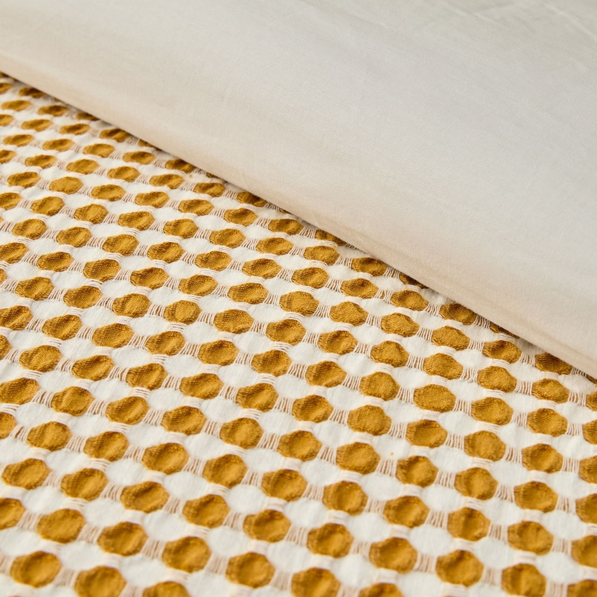 Funda nórdica tejido gofrado Fotex color amarillo ocre 100% Algodón