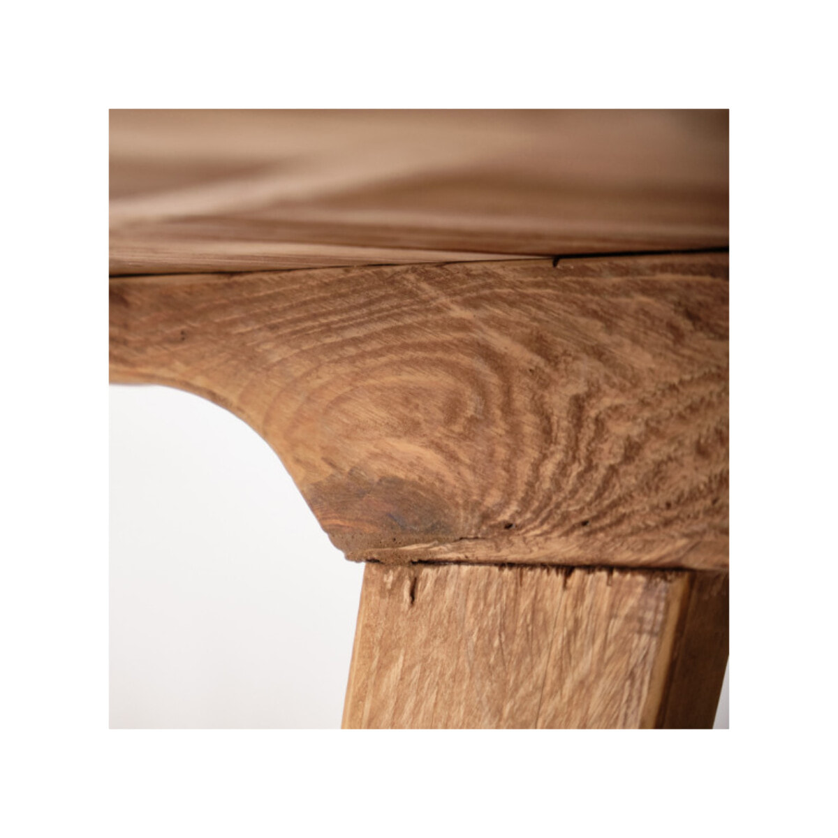 Table haute ronde en bois massif de pin recyclé - ORIGIN