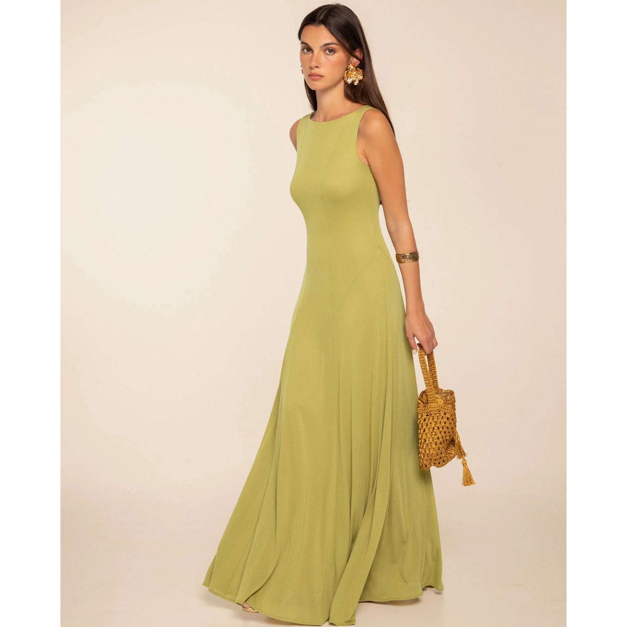 Vestido largo de punto con escote en la espalda