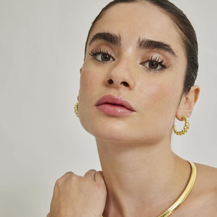 Pendientes de 16mm de diámetro acabado oro amarillo de 18K