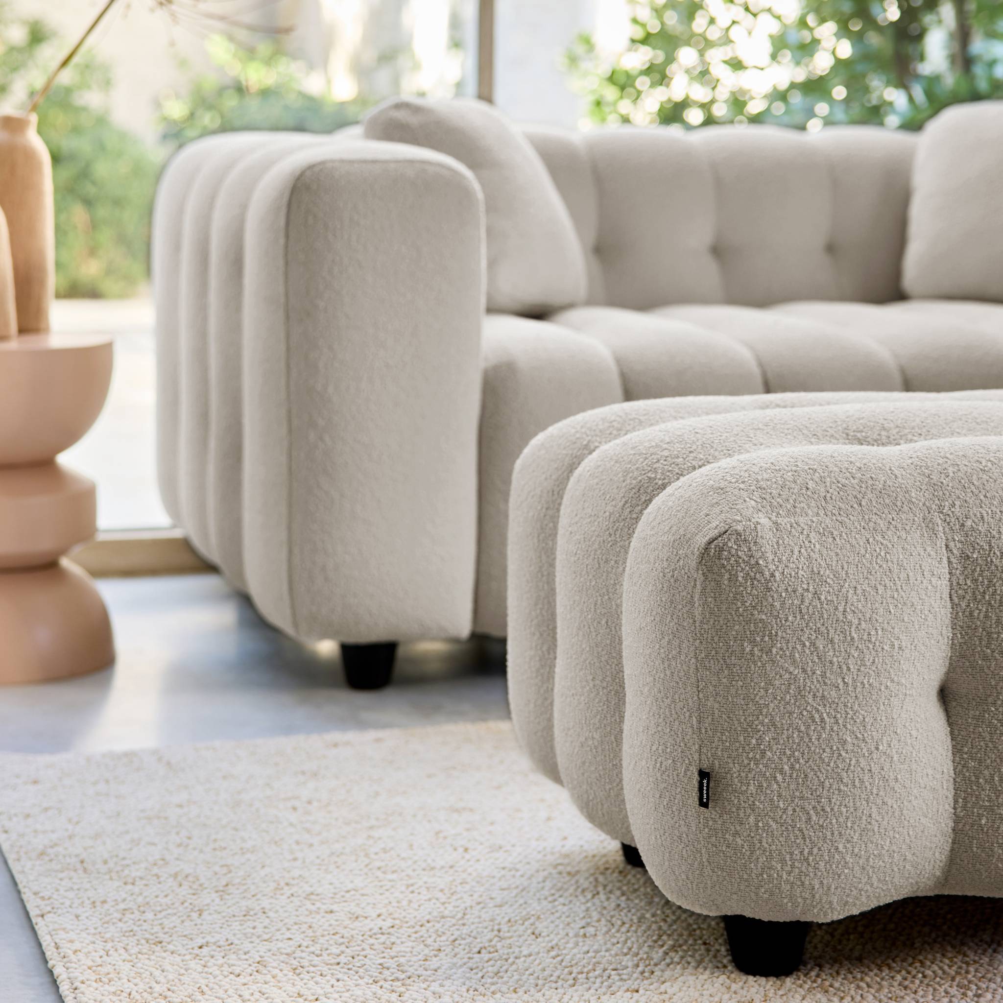 Pouf. module pour canapé. repose-pieds pour canapé 2 places en bouclette texturée beige L 69 x P 59 x H 48cm - Leon