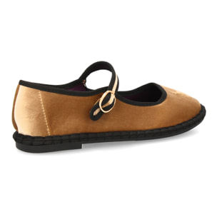 Bailarina con estampado liso para mujer.