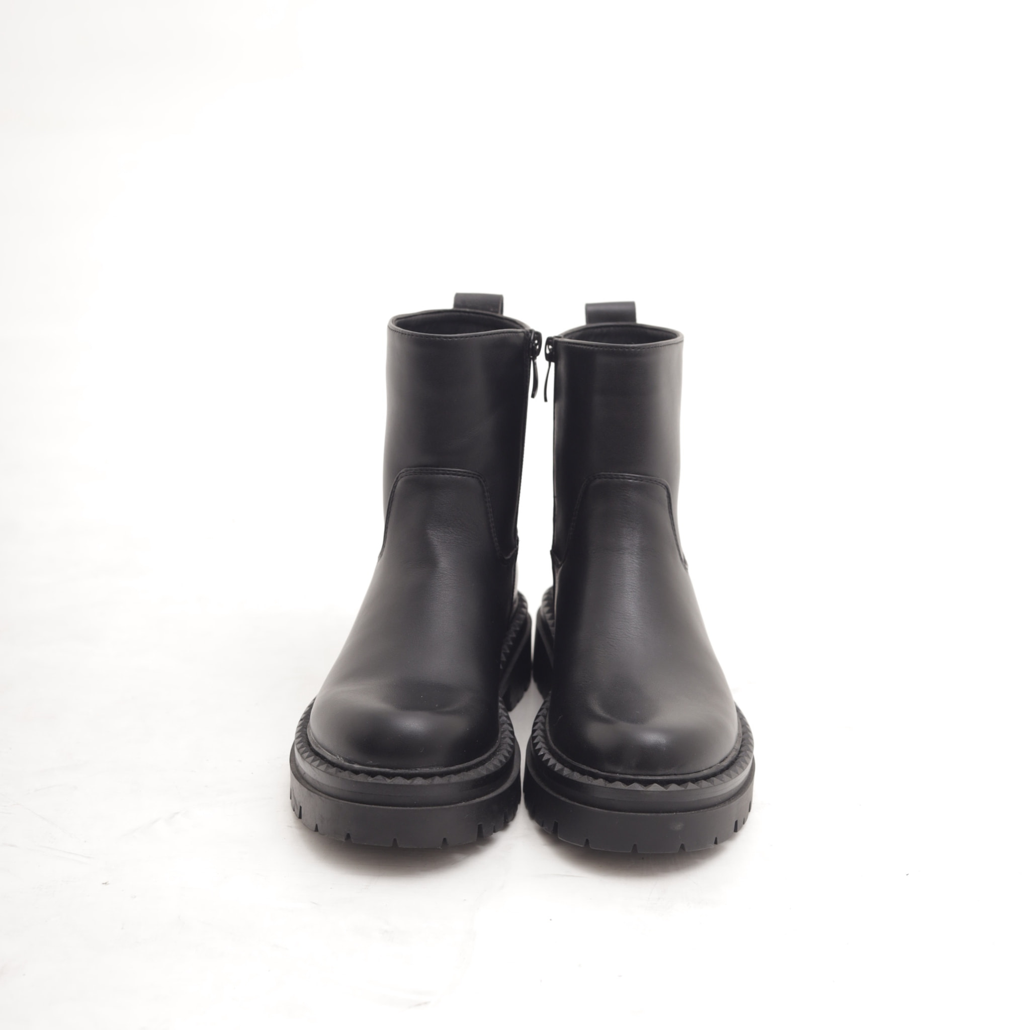 STIVALETTO FIBBIA POSTERIORE NERO