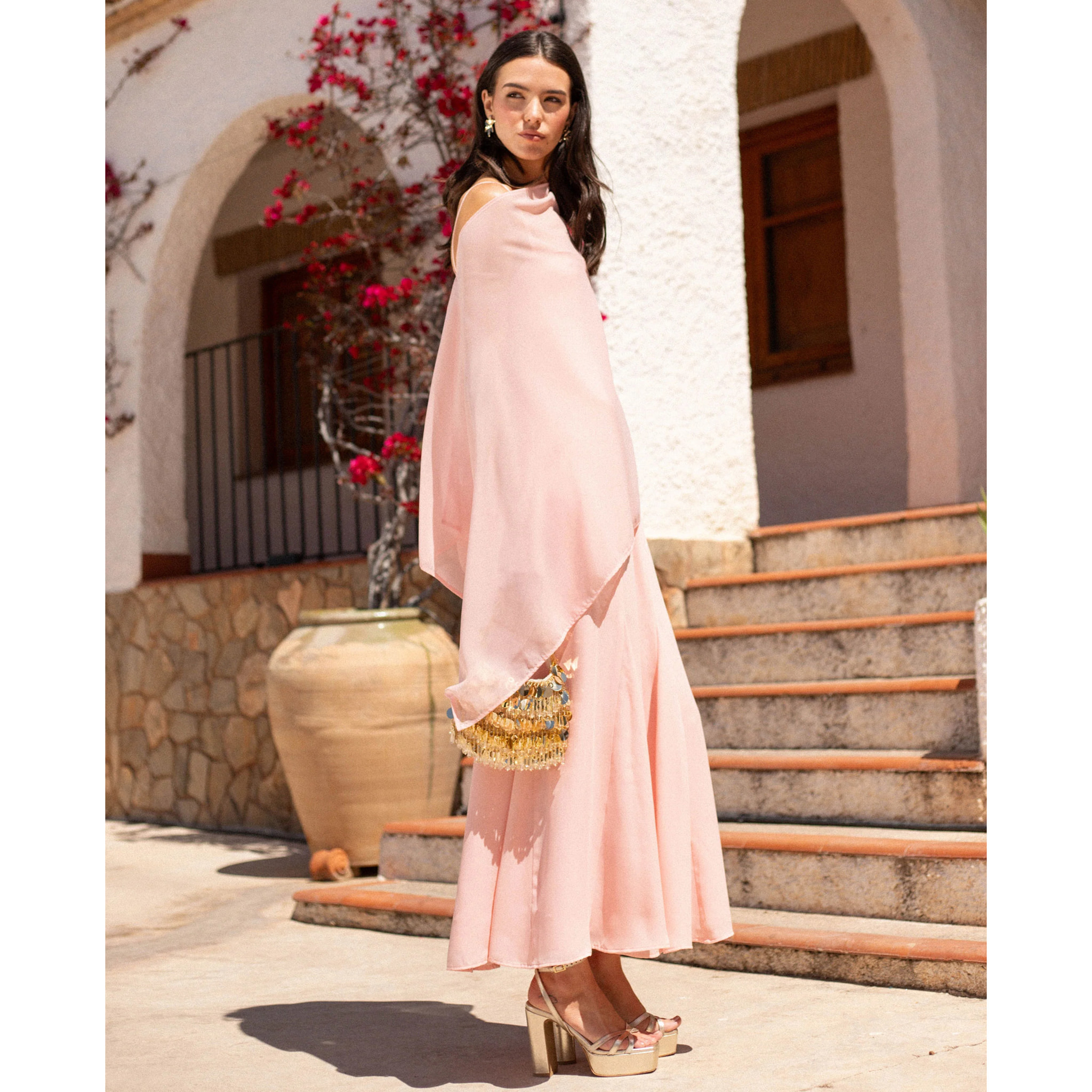 Vestido largo de corte imperio con tirantes