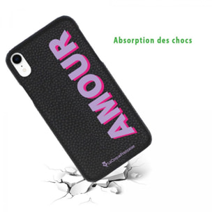 Coque iPhone Xr effet cuir grainé noir Amour parme et fushia Design La Coque Francaise