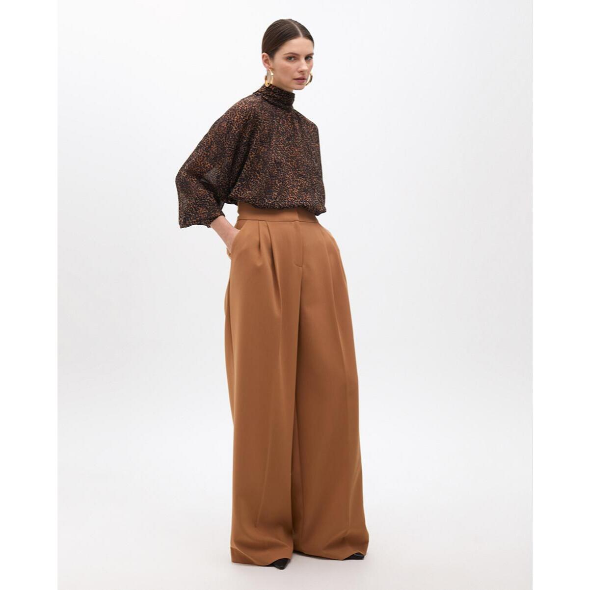 Pantaloni a palazzo a vita alta con pince