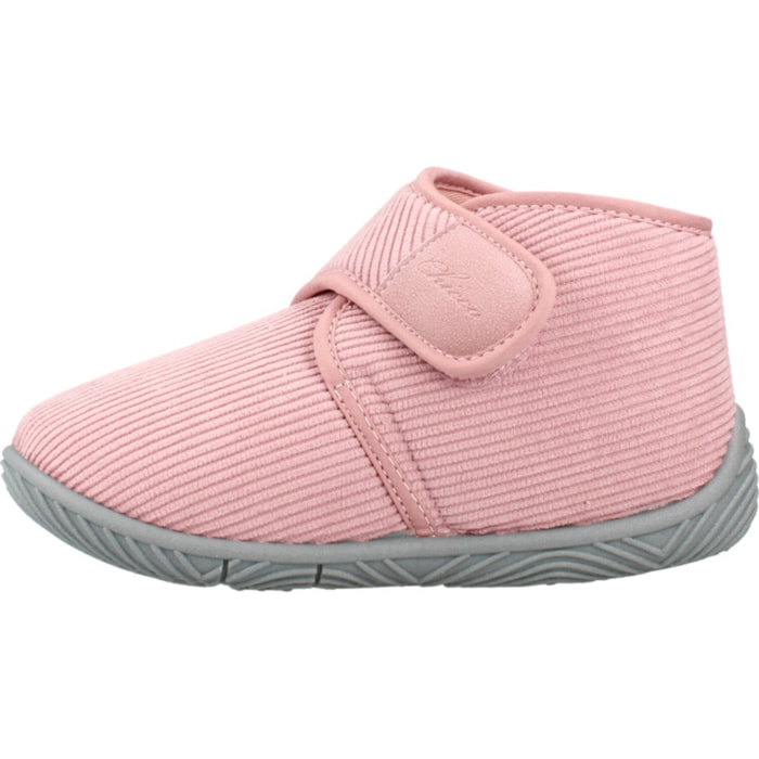 Zapatillas Hogar Niño de la marca CHICCO  modelo BOTA BAJA TAMBOL ROSA