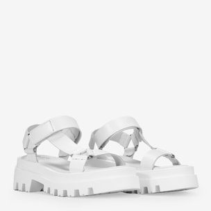 Sandalias deportivas blancas en piel con suela track