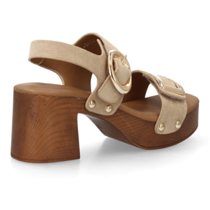 Sandalia plataforma hebillas mujer madera y tachuelas