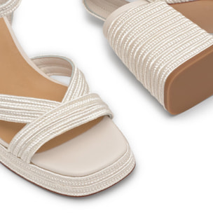 Sandalias de tacón de mujer Valle trenzada en acabado metalizado