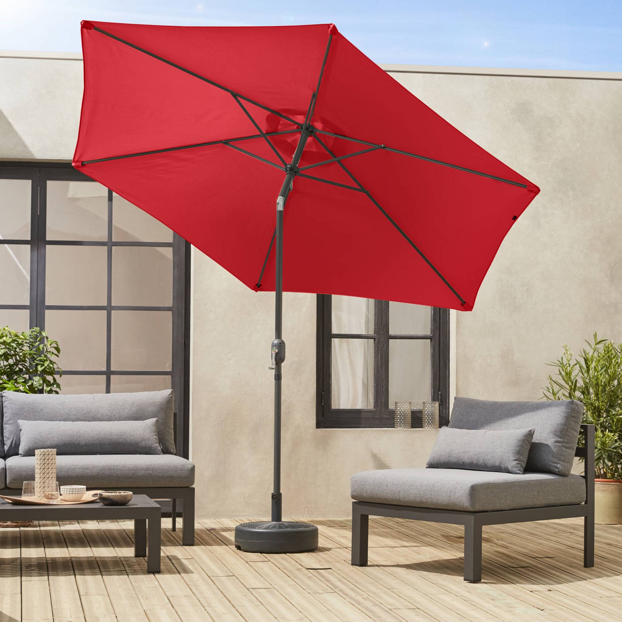 Parasol droit rond Ø300cm - Touquet Rouge - mât central en aluminium orientable et manivelle d'ouverture