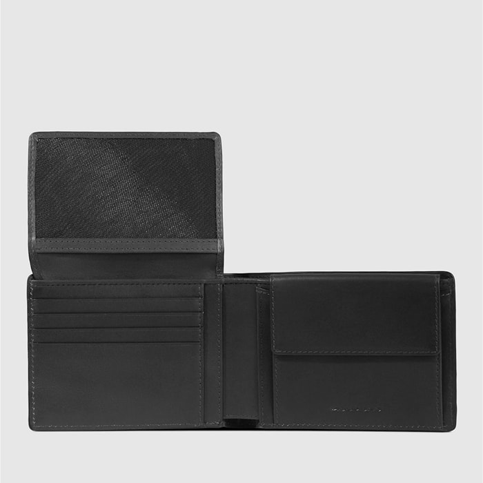 Piquadro Men’s wallet with flip up ID window