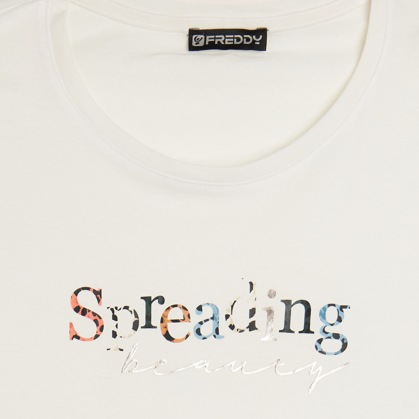 T-shirt in cotone Supima con stampa Spreading Love
