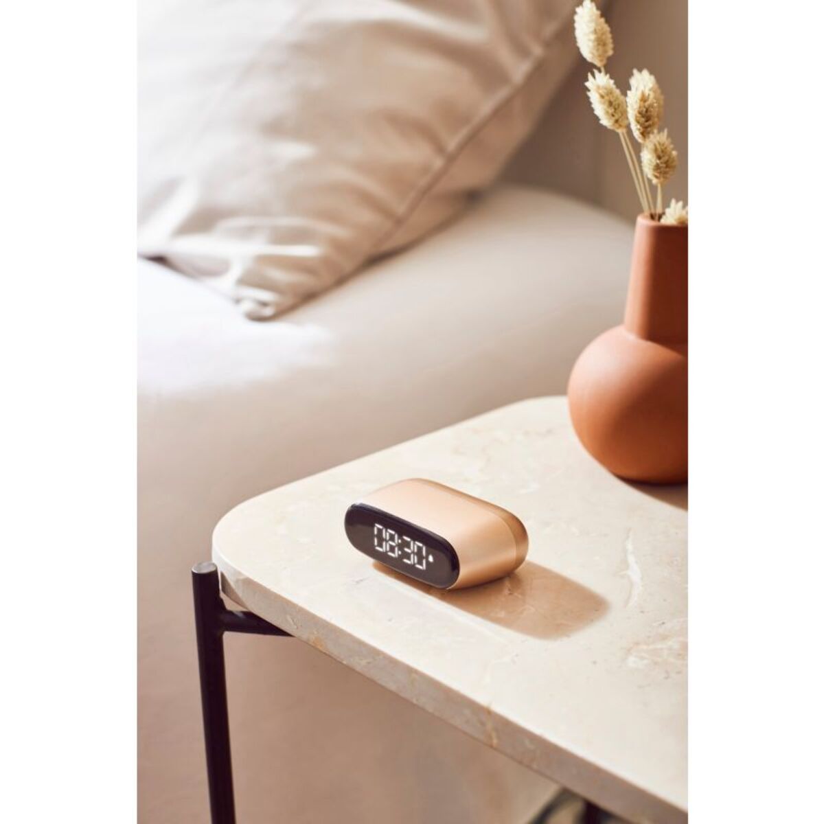 Réveil LEXON Minut ultra-compact Rechargeable Or