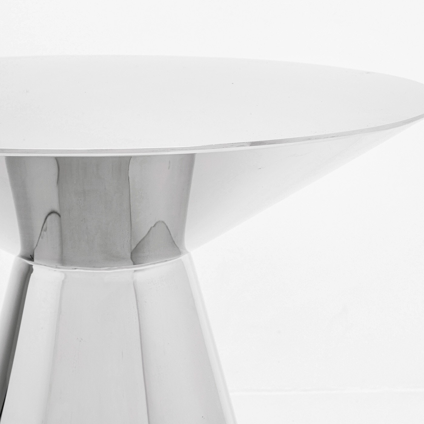 Table d'appoint Mambo 45cm chromée Kare Design