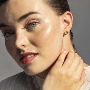 Pendientes Lux by Lux acabados oro anmarillo 18k