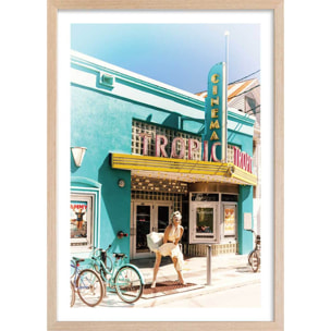 Affiche tropic cinema Affiche + cadre en bois - Chêne