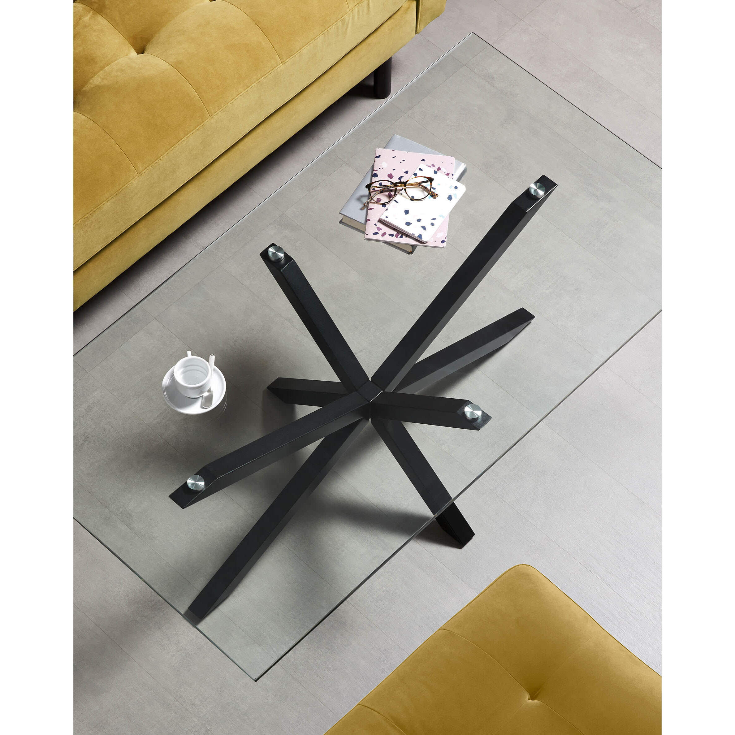 Kave Home - Tavolino da caffè Argo 130 x 70 cm vetro gambe nero