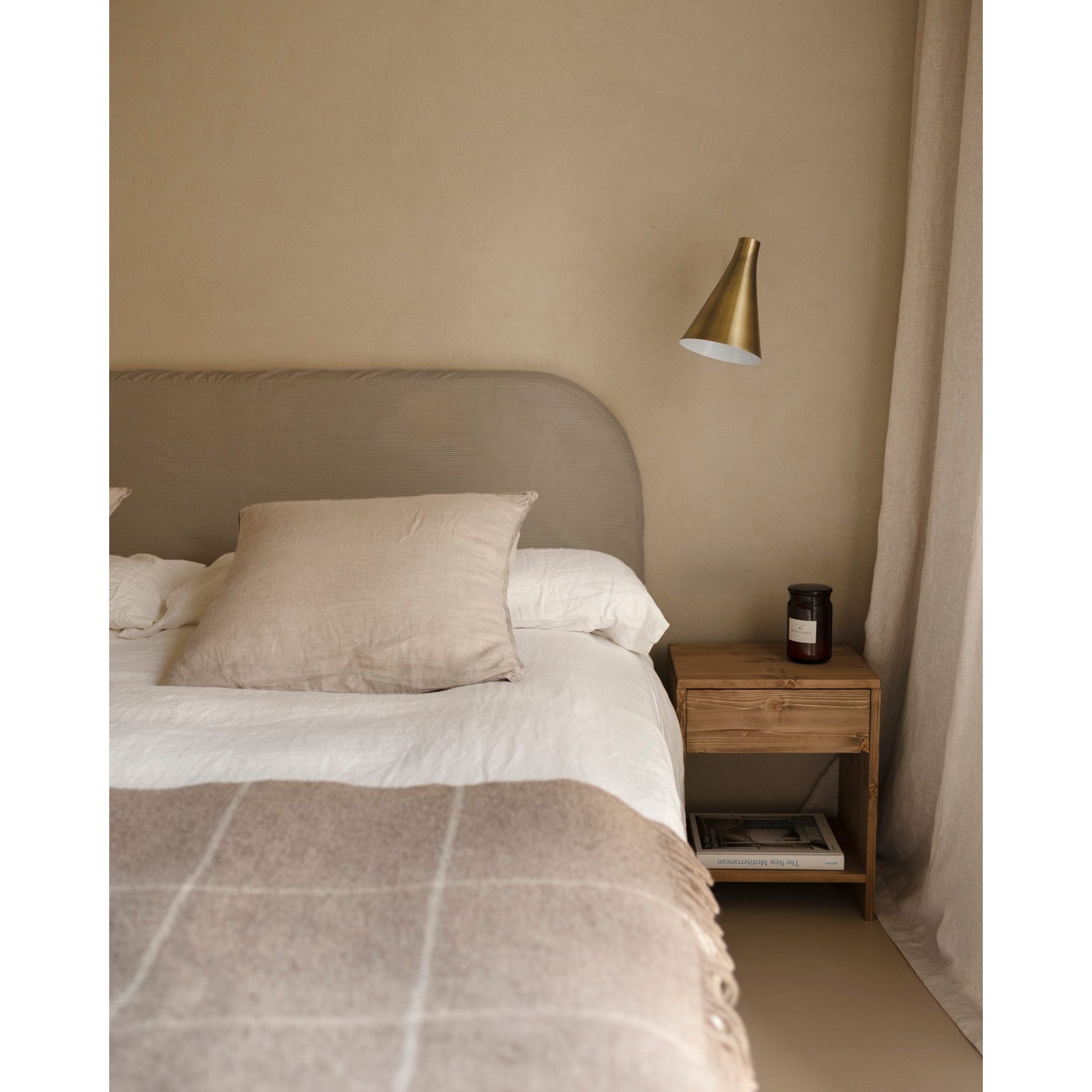 Tête de lit déhoussable en velours côtelé brun taupe en différentes tailles
