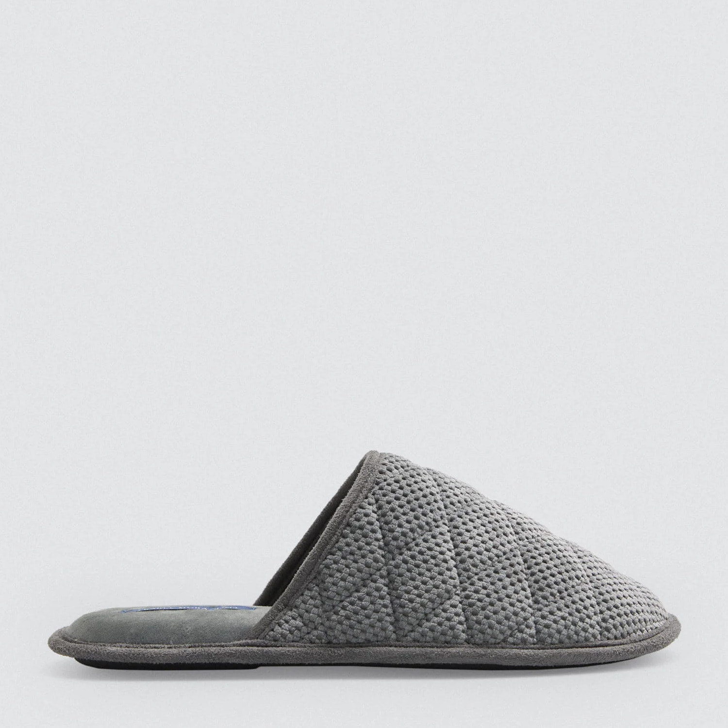 Pantofola da casa imbottita e vellutata