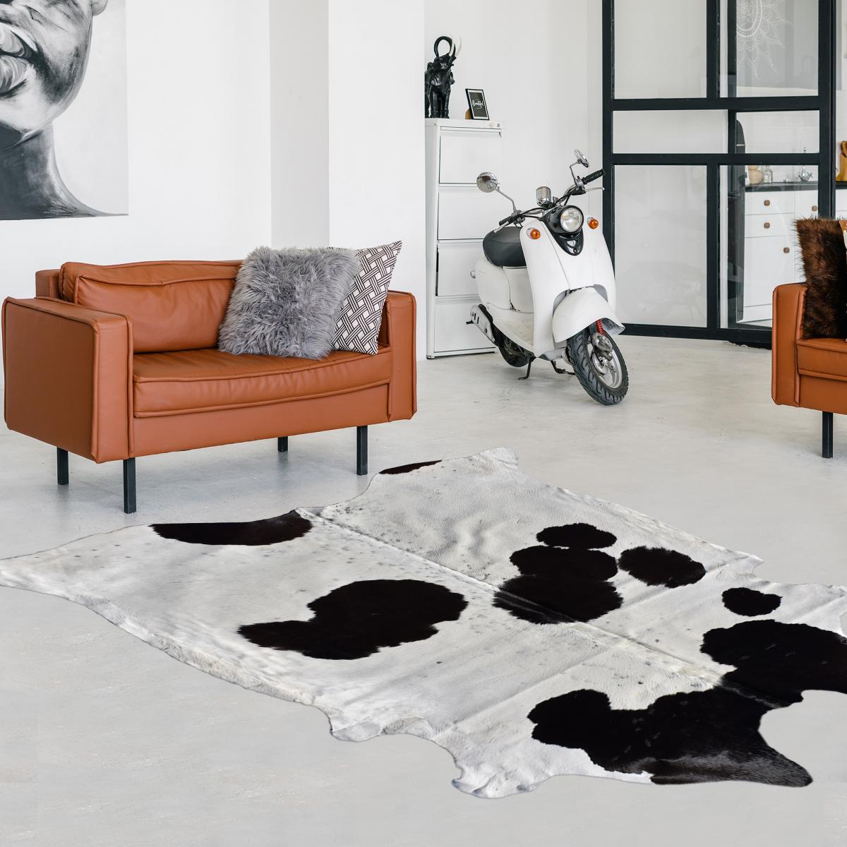 Tapis peau de vache kilm fait à la main JAMO