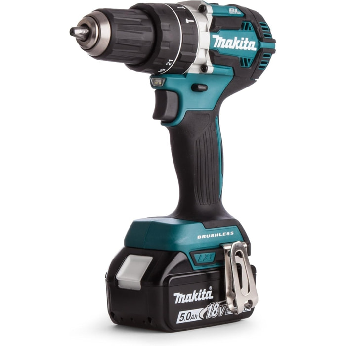 Perceuse visseuse à percussion 18 V Ø 13 mm MAKITA - avec 2 batteries 18V 5.0Ah - chargeur - MakPac - DHP484RTJ