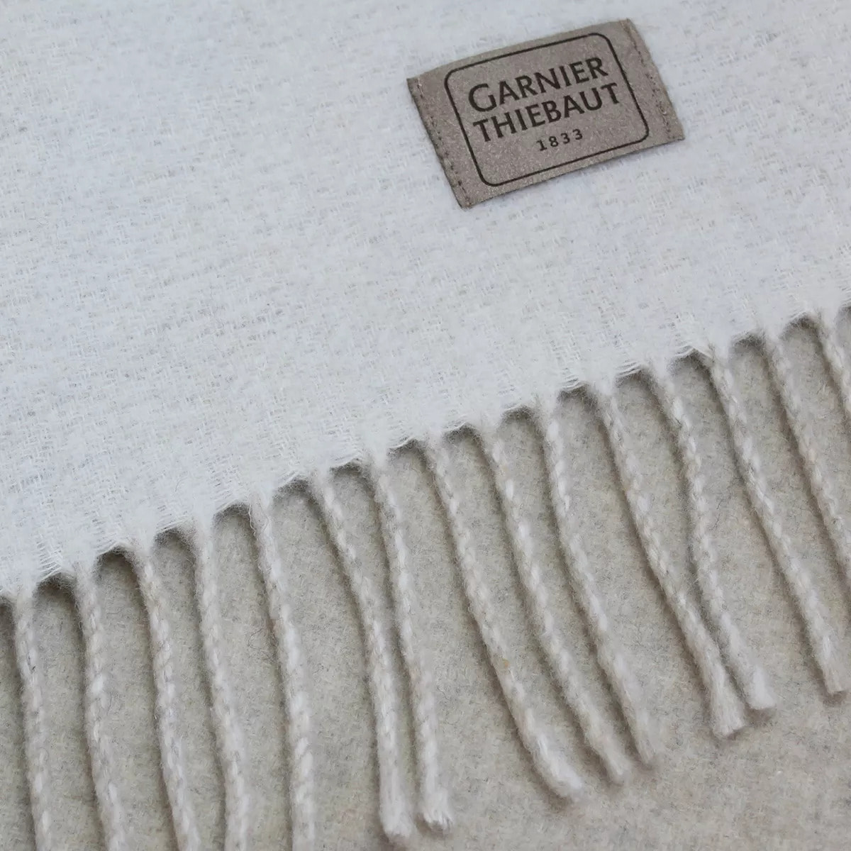 Plaid laine & autres fibres uni beige ecru Duetto naturel