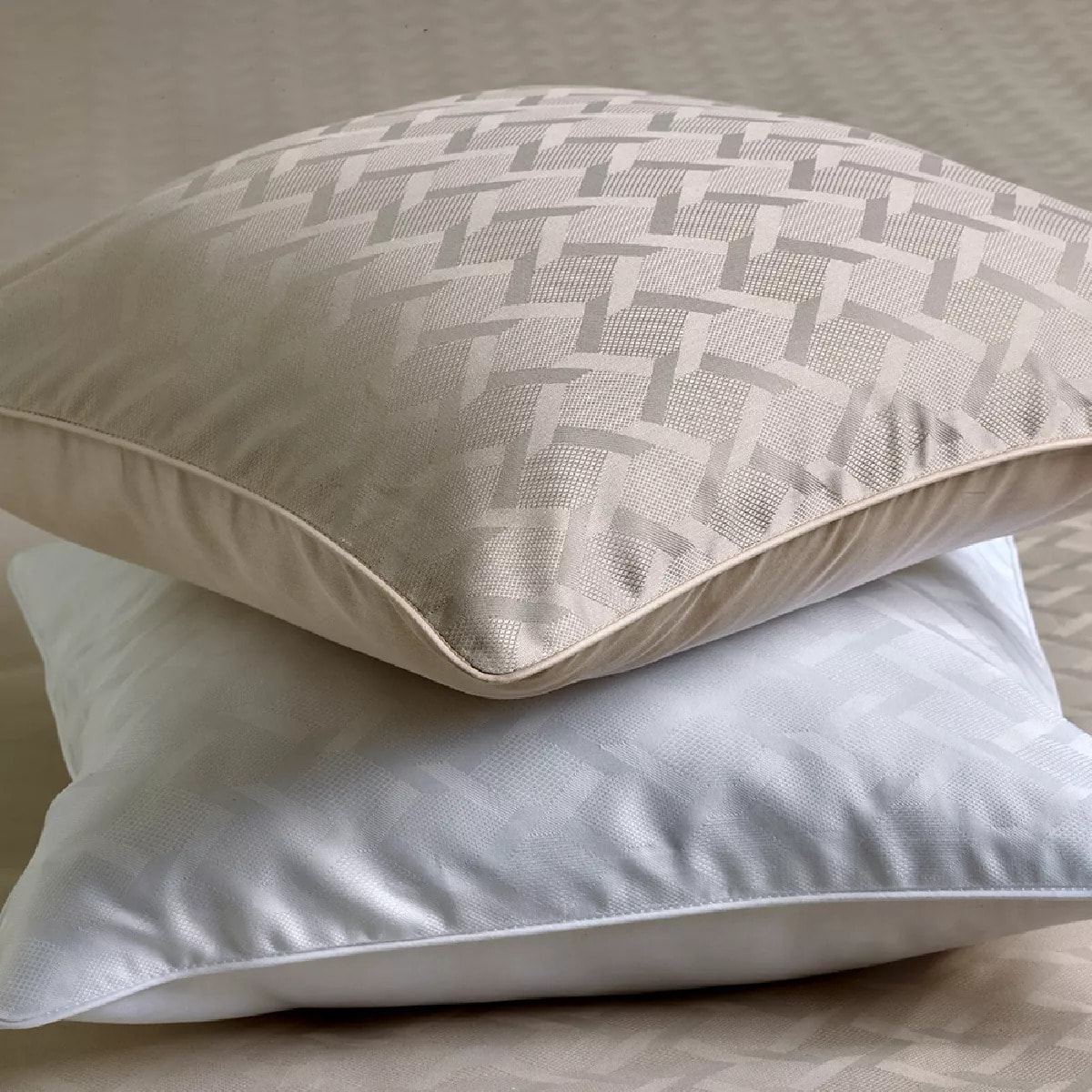 Taie d'oreiller satin de coton motif jacquard blanc Adagio blanc