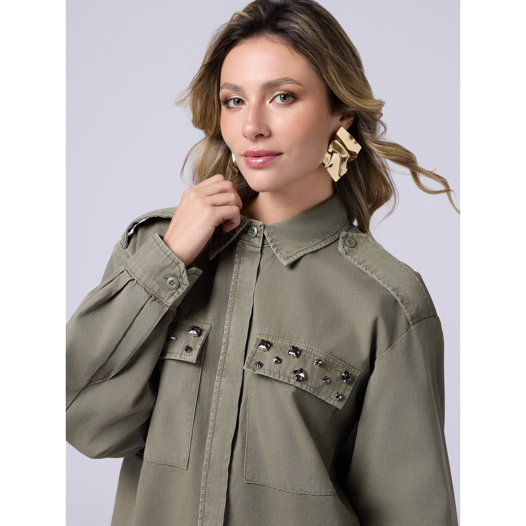 Oltre - Camisa oversize con aplicaciones - Verde militare