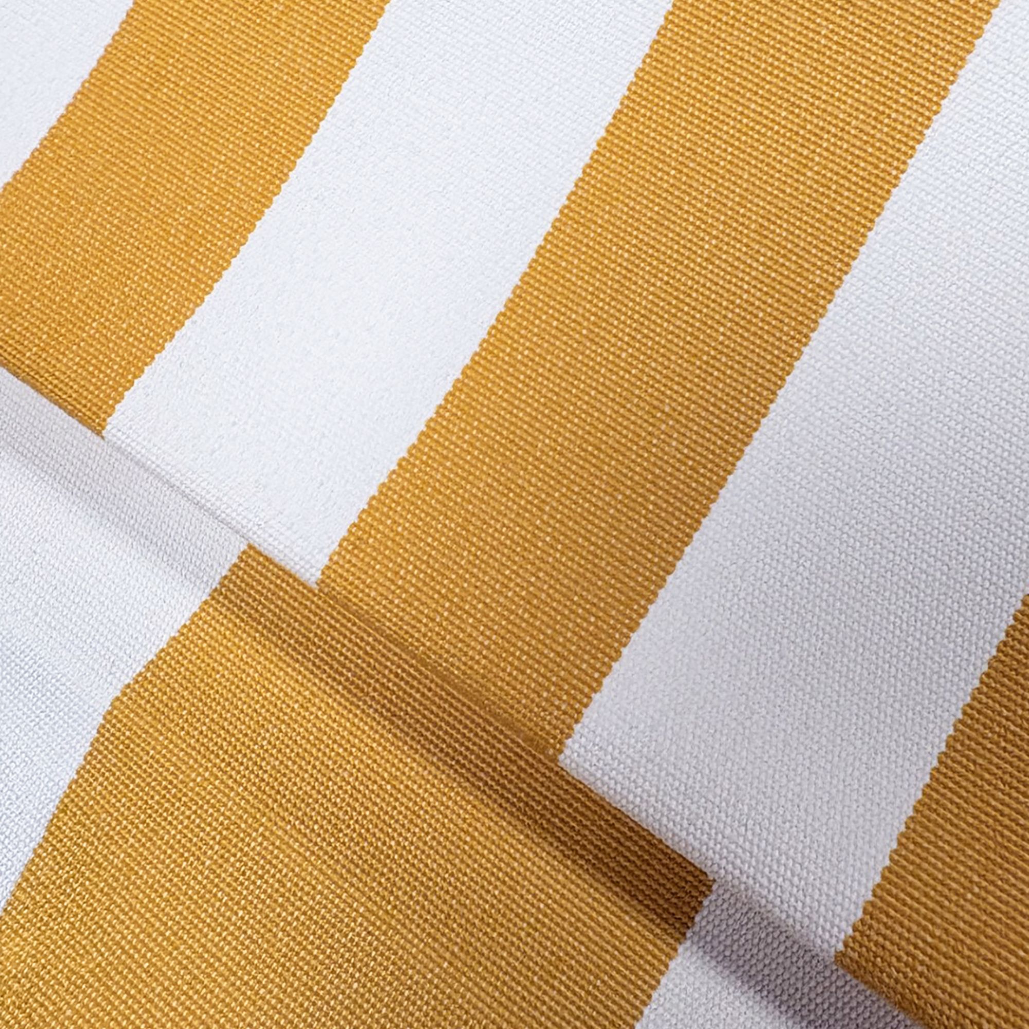 Fauteuil d'extérieur compressé en tissu à rayures jaune et blanc FLAVIO