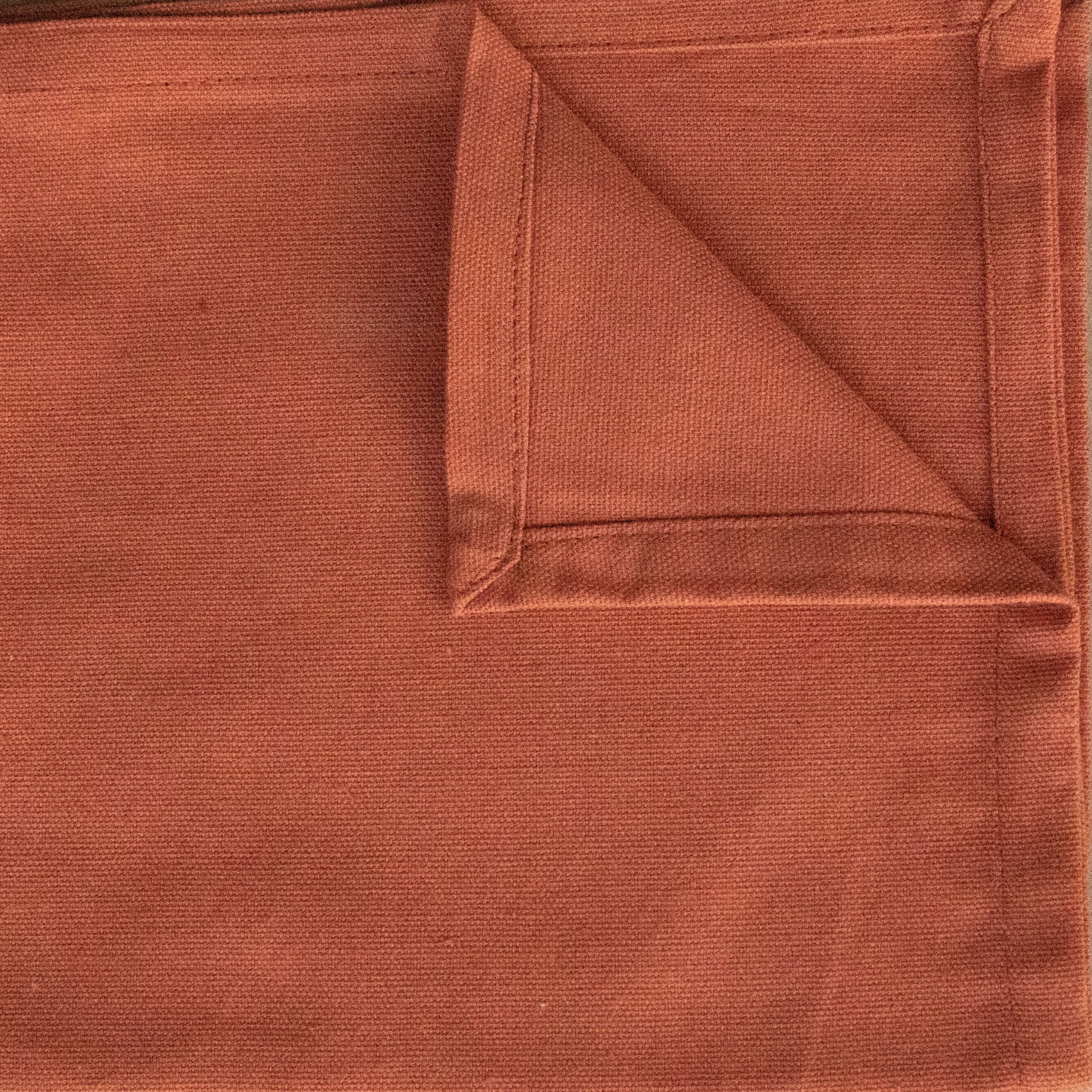 Serviette de table unie et colorée - Brique