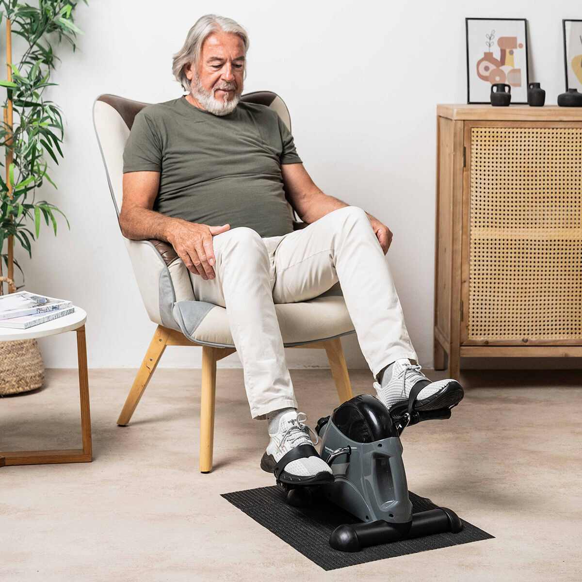 Pédalier statique pour bras et jambes avec tapis Velora 2100 InnovaGoods