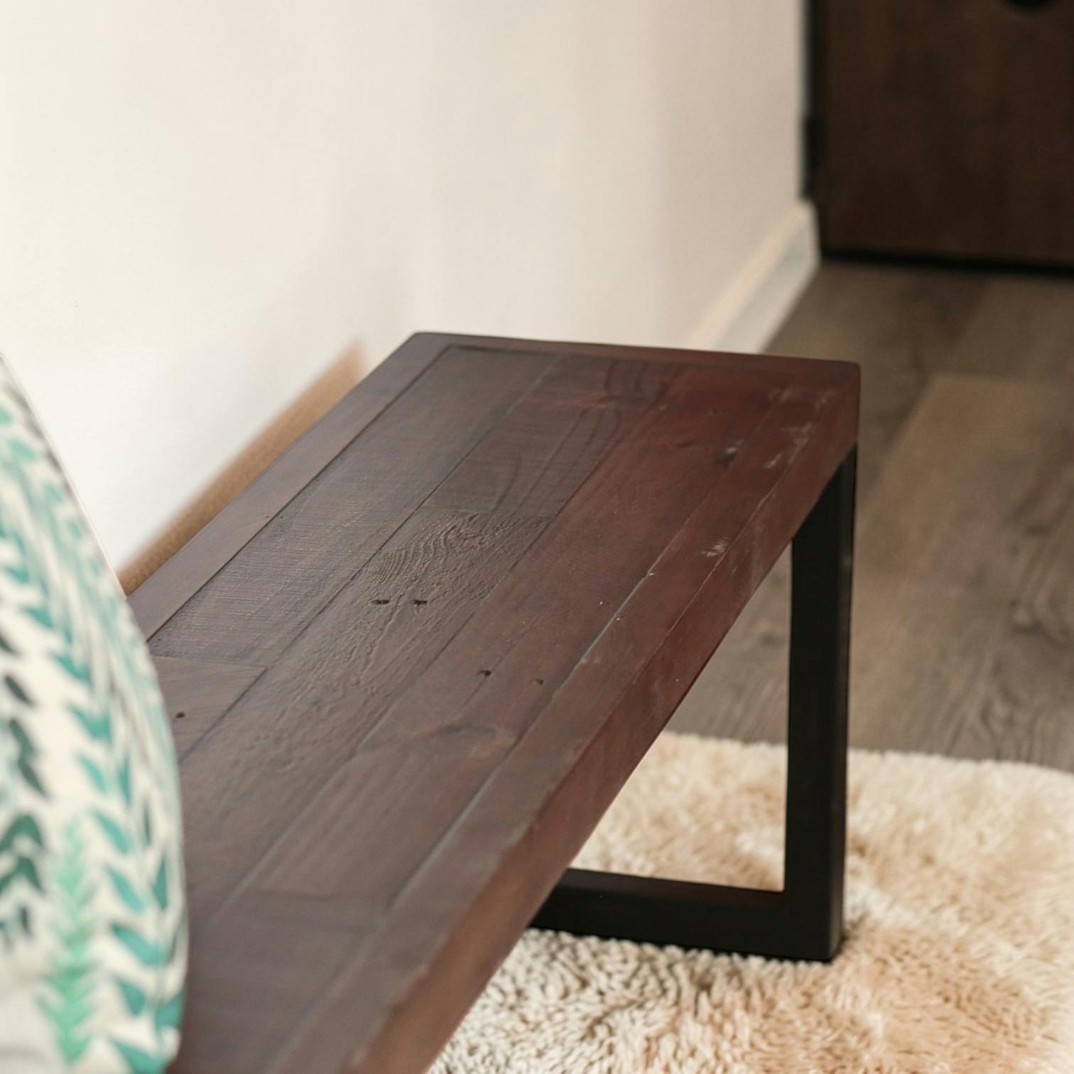 Banc bois brun recyclé pieds métal 140 cm SAMOA