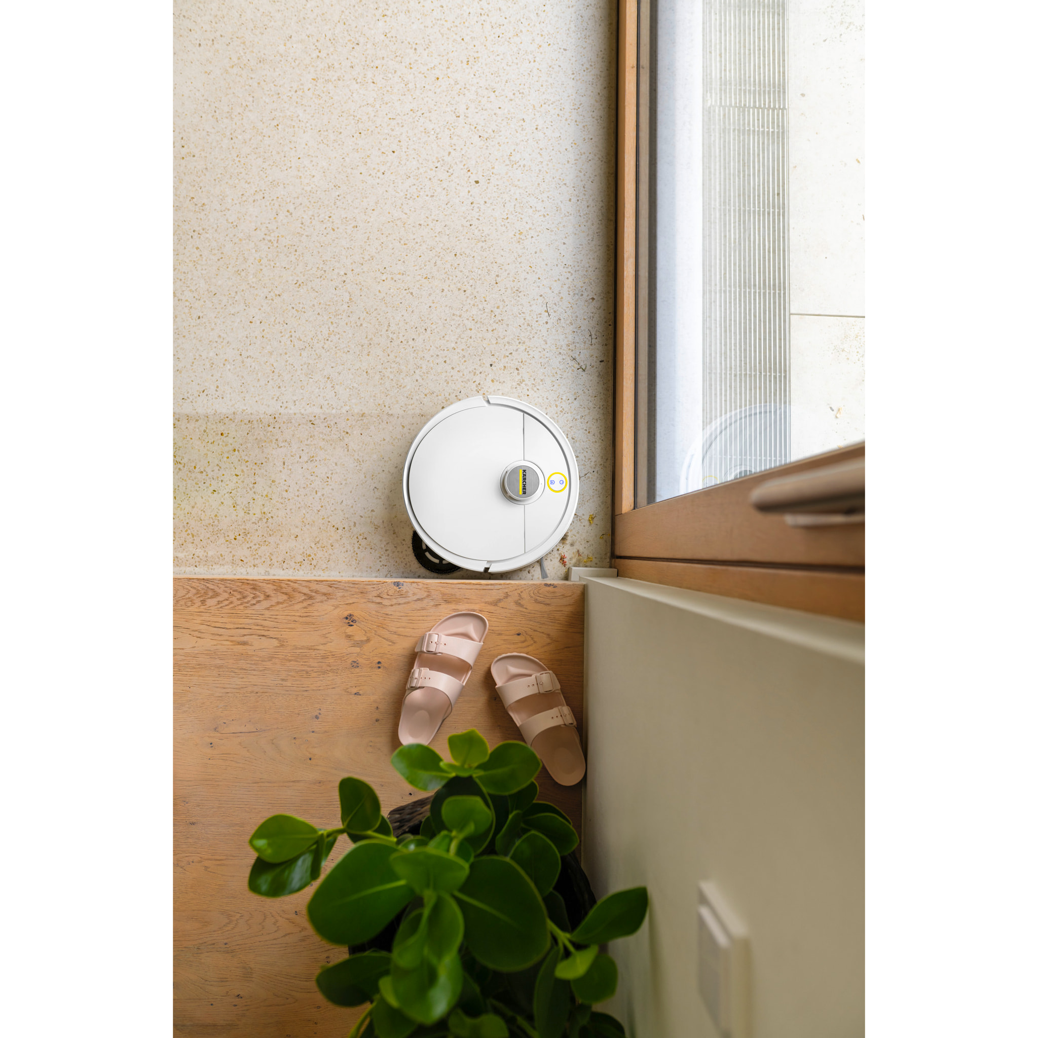 Aspirateur robot laveur KARCHER RVM4 Comfort EXTRA 15000Pa - station de vidange eau/poussière - séchage serpillières - Lidar - 160m²